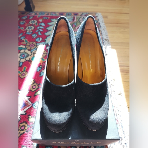T&F Slack London black suede platform pumps - Picture 2 of 6